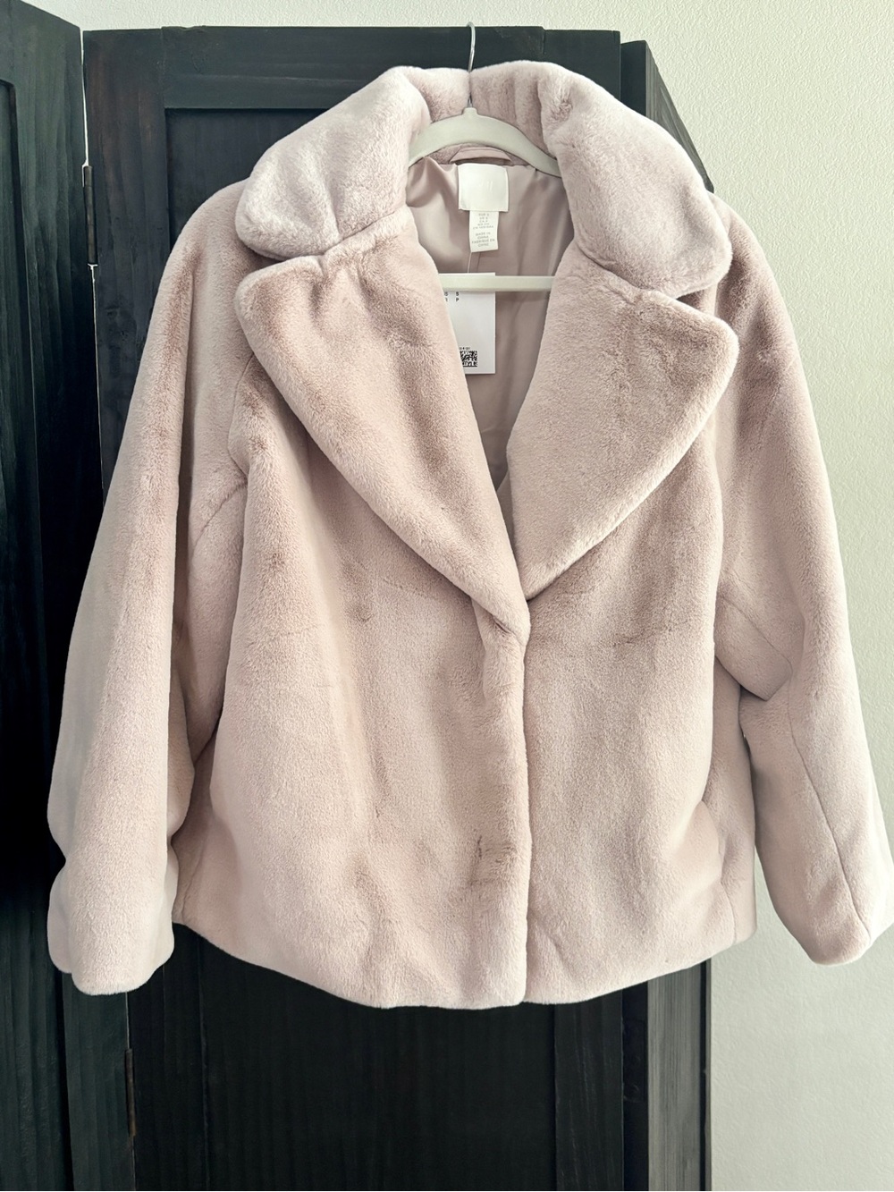 H&M Blush Faux-Fur Teddy Jacket